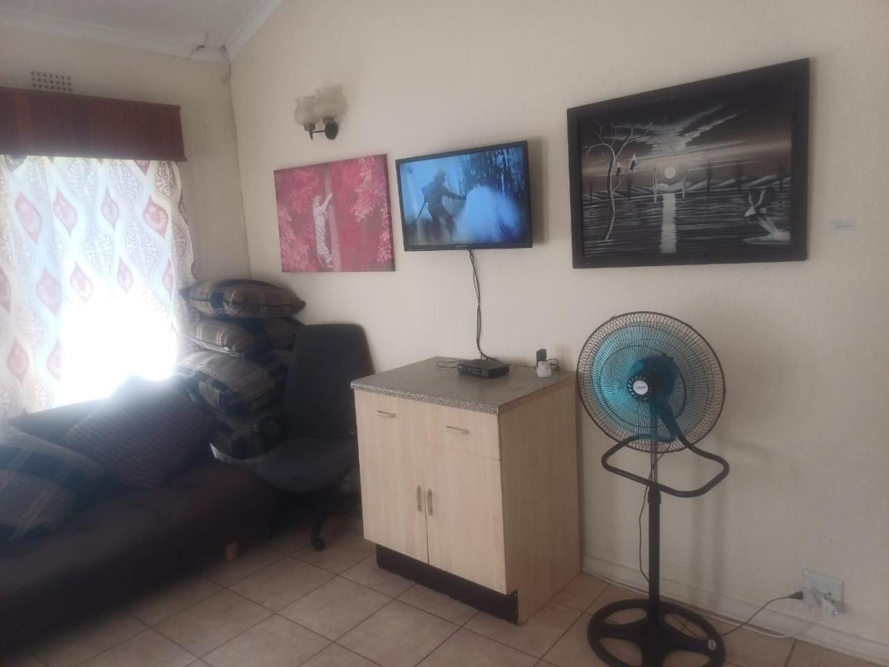 Kempton Park Lodge Birch Acres קמפטון פארק מראה חיצוני תמונה