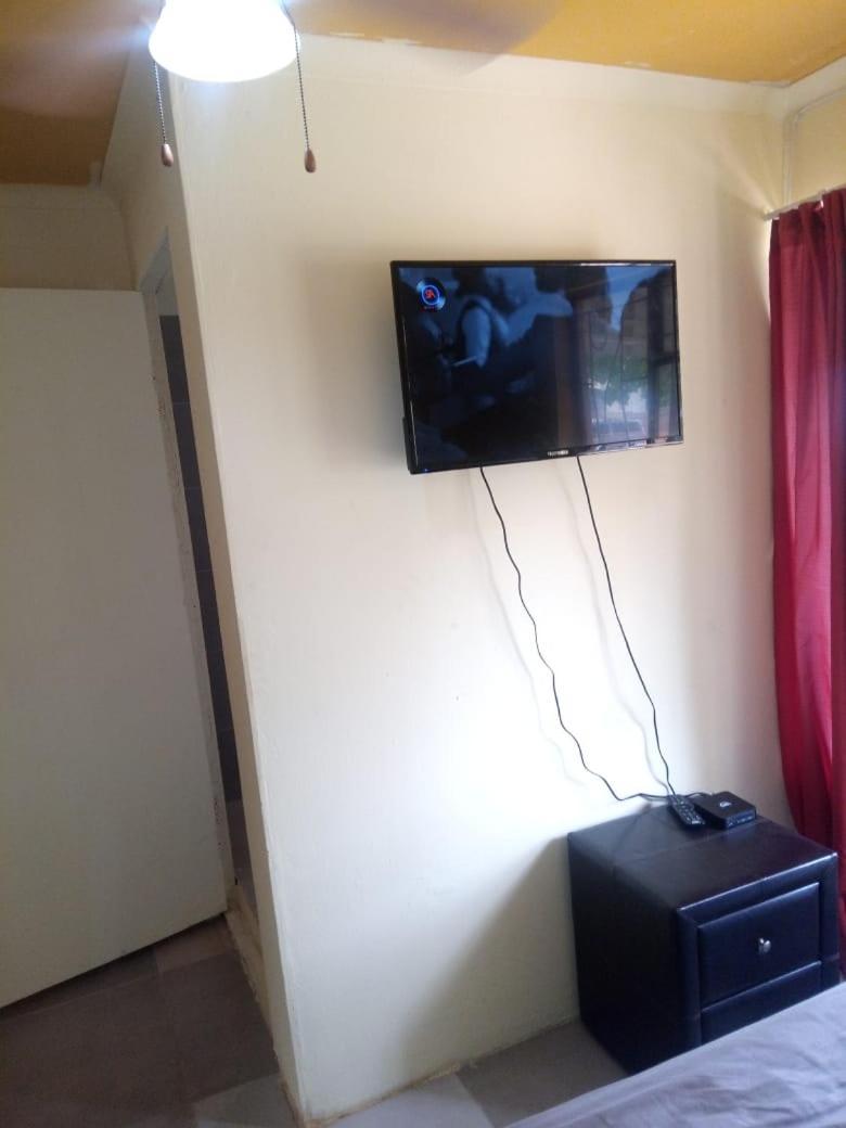 Kempton Park Lodge Birch Acres קמפטון פארק מראה חיצוני תמונה